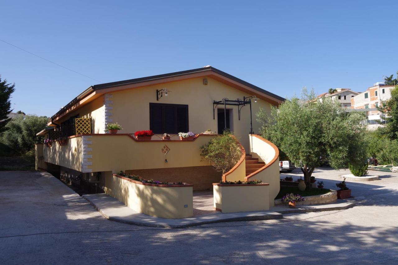 Bed and Breakfast Balconcino Sugli Ulivi Noto Exterior foto
